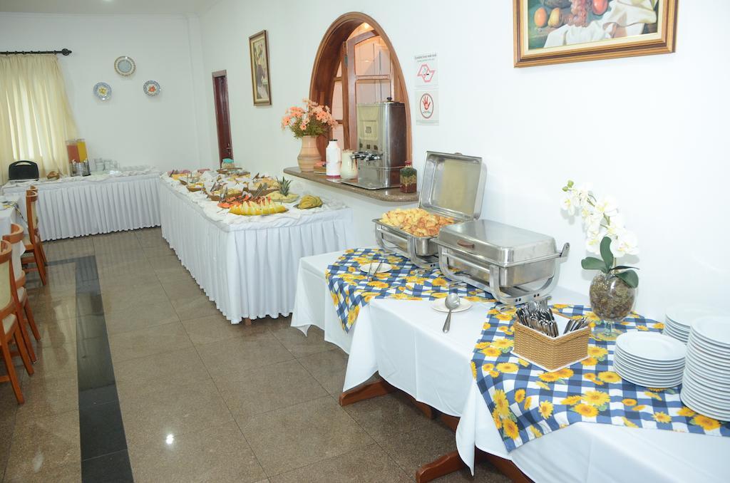 Hotel Sao Luiz Águas de Lindóia Bagian luar foto